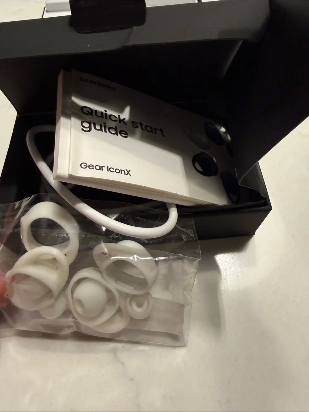 Samsung Gear IconX True Wireless Earbuds in White
